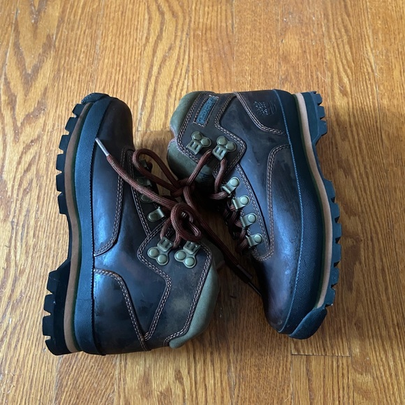 Women’s Timberland Boots - Picture 3 of 8